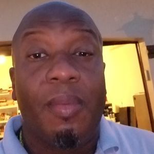 Meet your Posher, Ellis